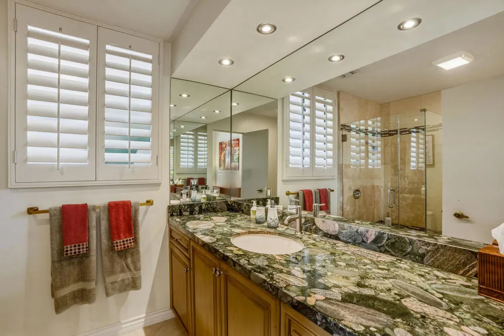 5 Stanford Drive Rancho Mirage, CA 92270