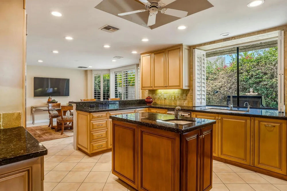 5 Stanford Drive Rancho Mirage, CA 92270