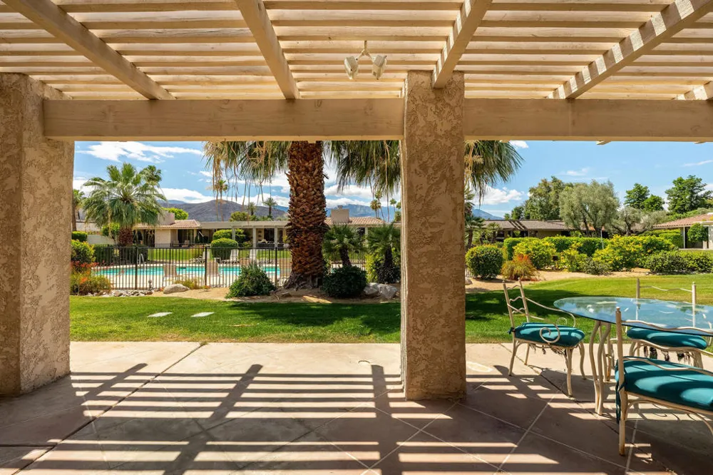 5 Stanford Drive Rancho Mirage, CA 92270