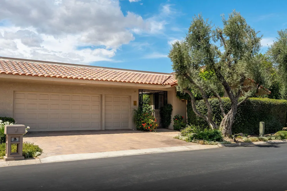 5 Stanford Drive Rancho Mirage, CA 92270