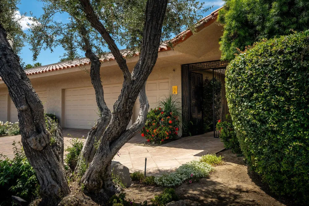 5 Stanford Drive Rancho Mirage, CA 92270