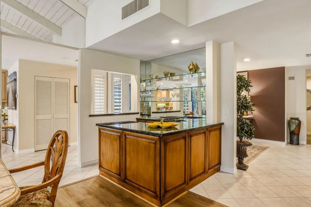 5 Stanford Drive Rancho Mirage, CA 92270