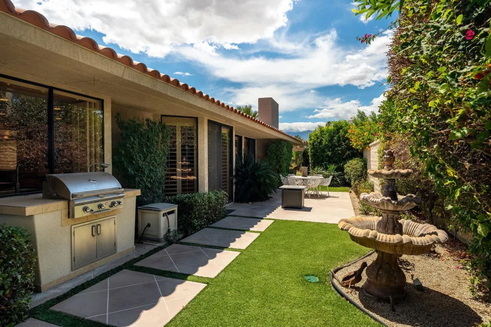 5 Stanford Drive Rancho Mirage, CA 92270
