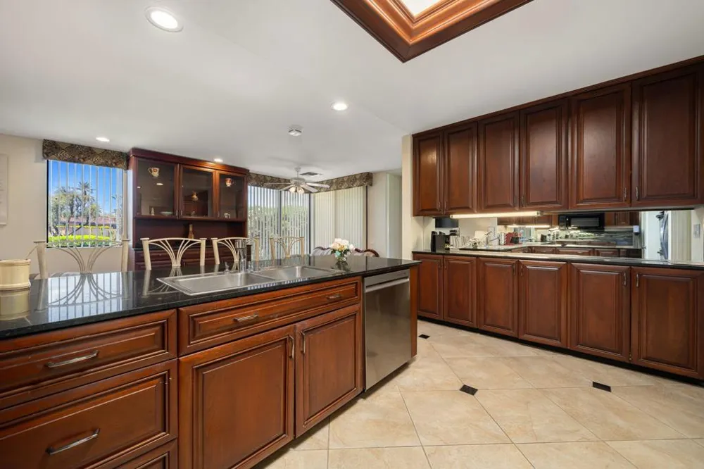 140 Columbia Drive Rancho Mirage, CA 92270