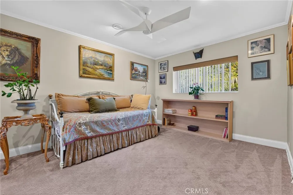 2740 Cardinal Drive Costa Mesa, CA 92626