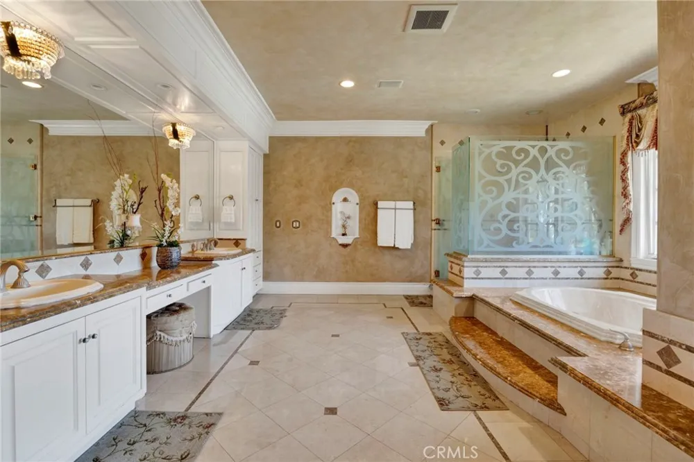 515 Deodar Bradbury, CA 91008