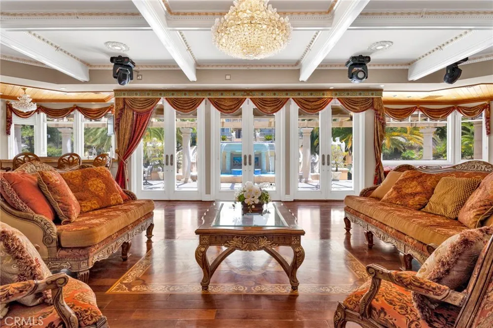 515 Deodar Bradbury, CA 91008
