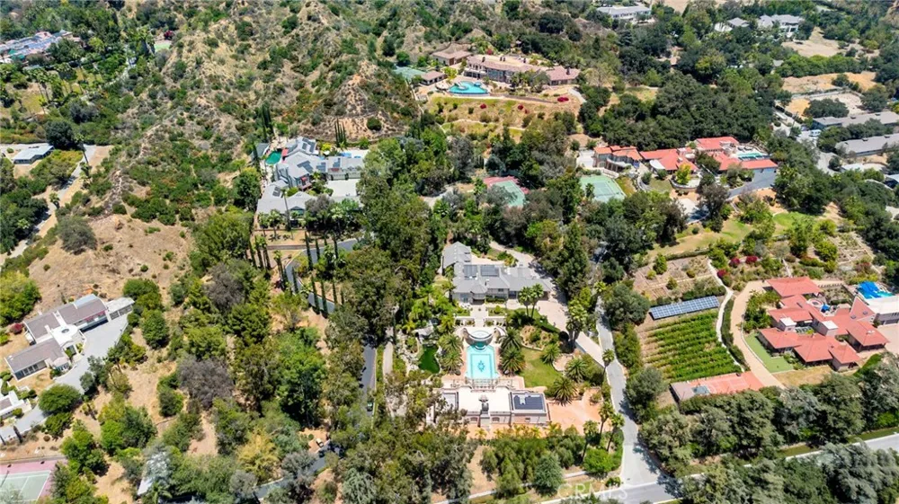 515 Deodar Bradbury, CA 91008