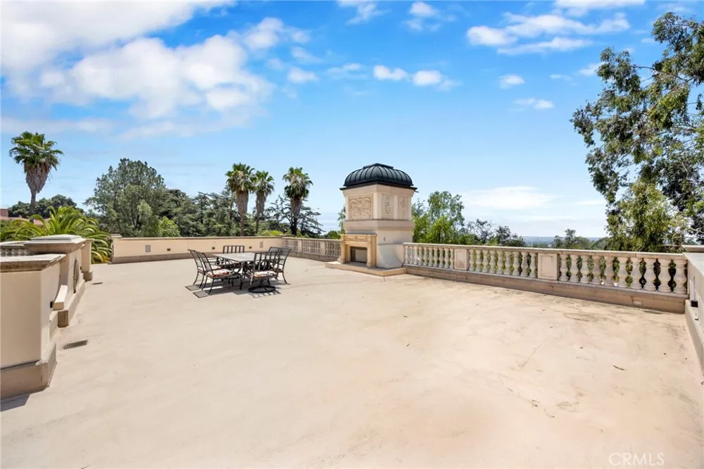 515 Deodar Bradbury, CA 91008