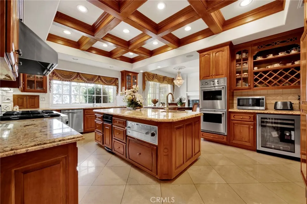 515 Deodar Bradbury, CA 91008