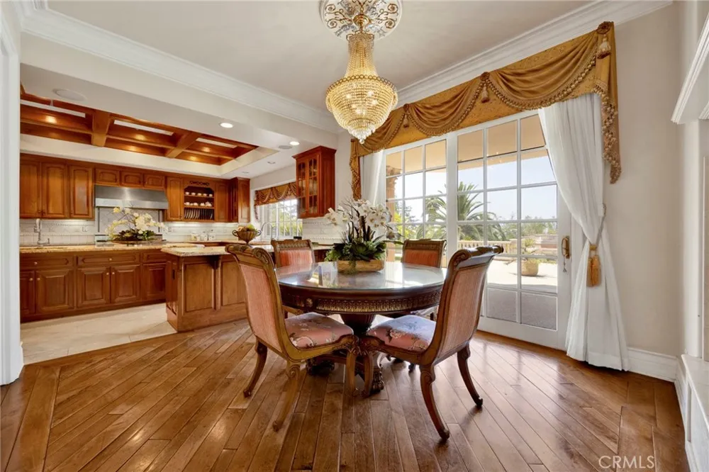 515 Deodar Bradbury, CA 91008