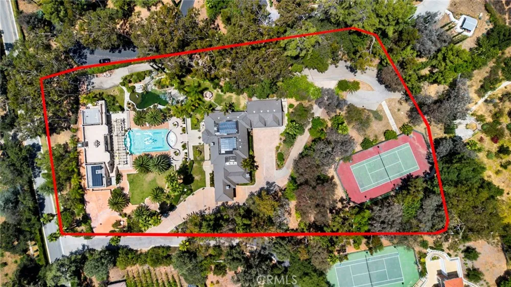 515 Deodar Bradbury, CA 91008
