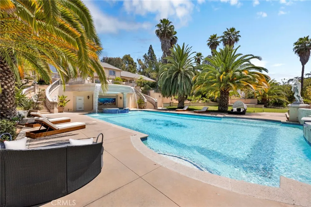 515 Deodar Bradbury, CA 91008