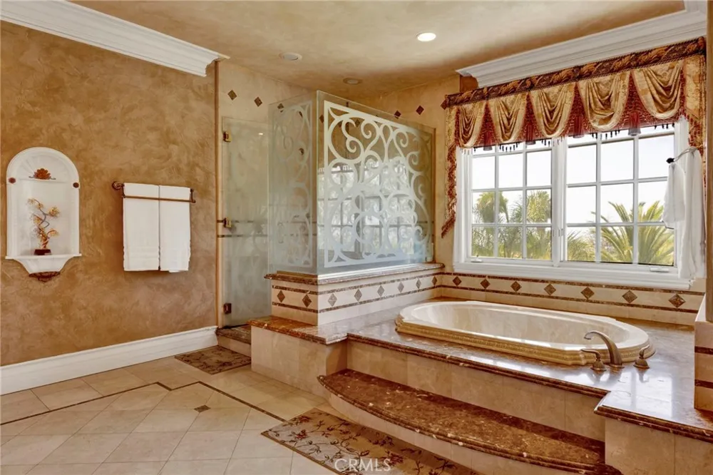 515 Deodar Bradbury, CA 91008