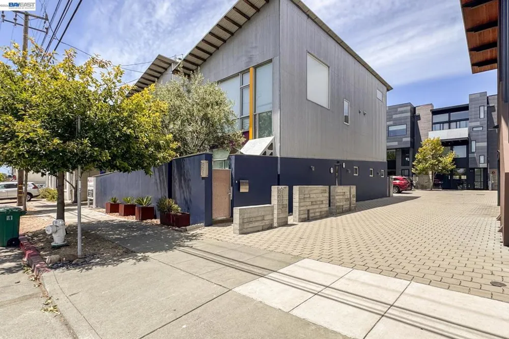 755 Folger Ave Berkeley, CA 94710
