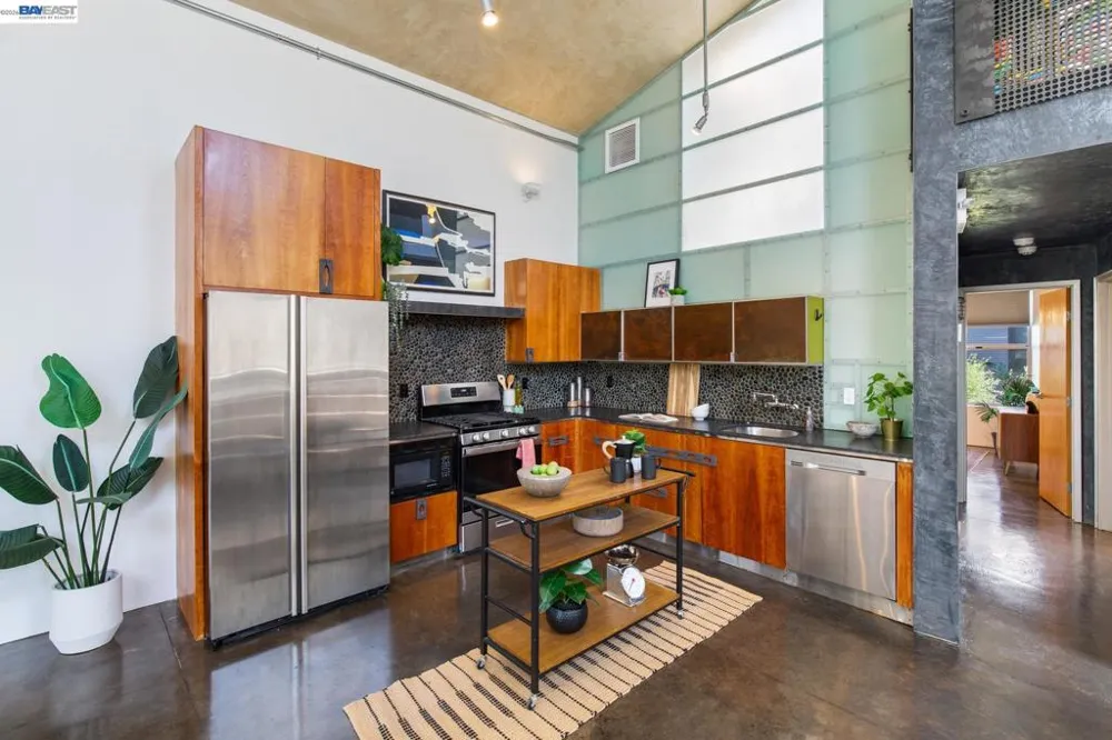 755 Folger Ave Berkeley, CA 94710