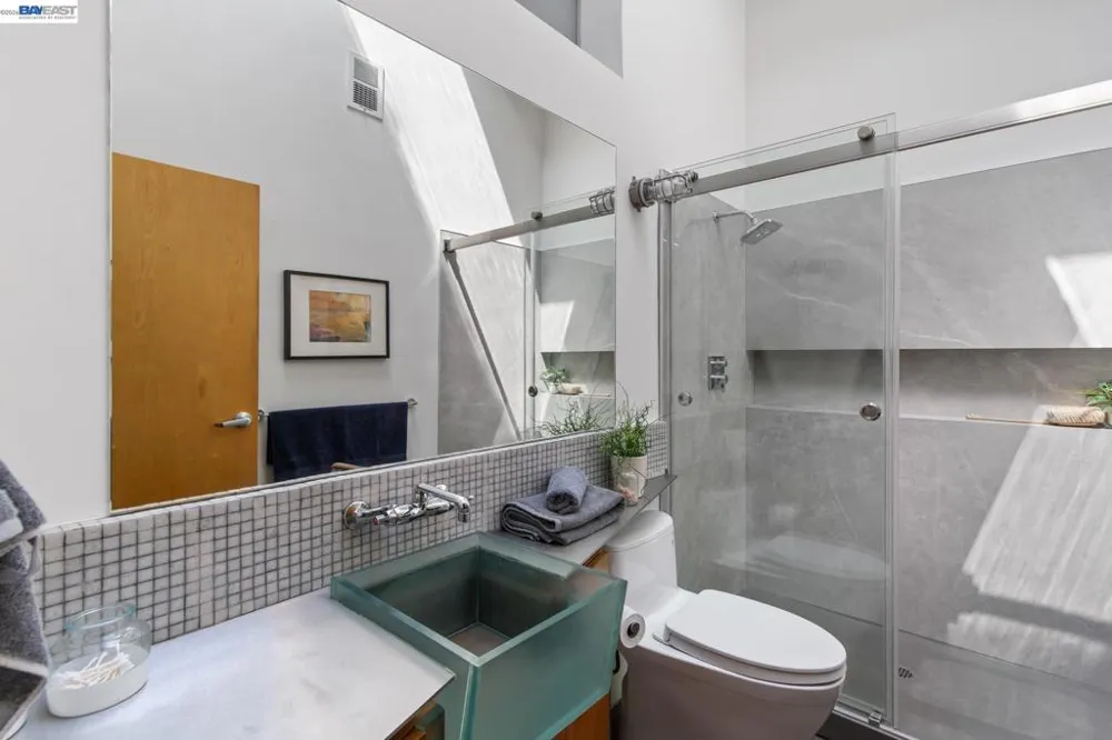 755 Folger Ave Berkeley, CA 94710