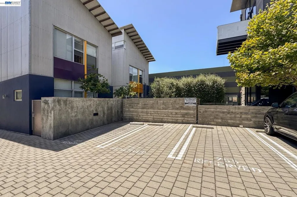 755 Folger Ave Berkeley, CA 94710