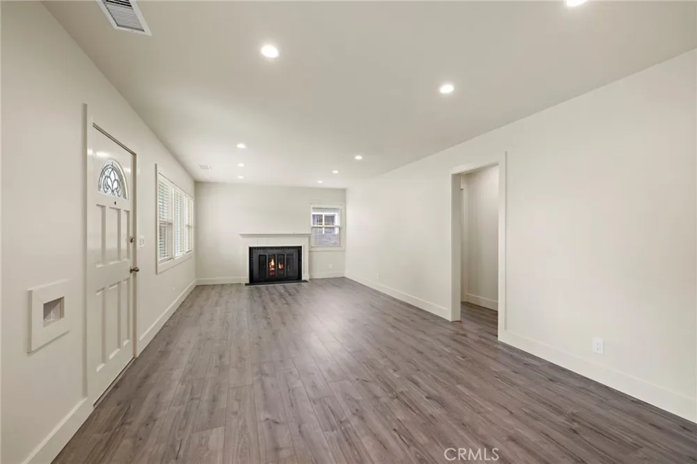 443 S Devon Orange, CA 92868