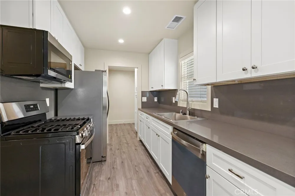 443 S Devon Orange, CA 92868