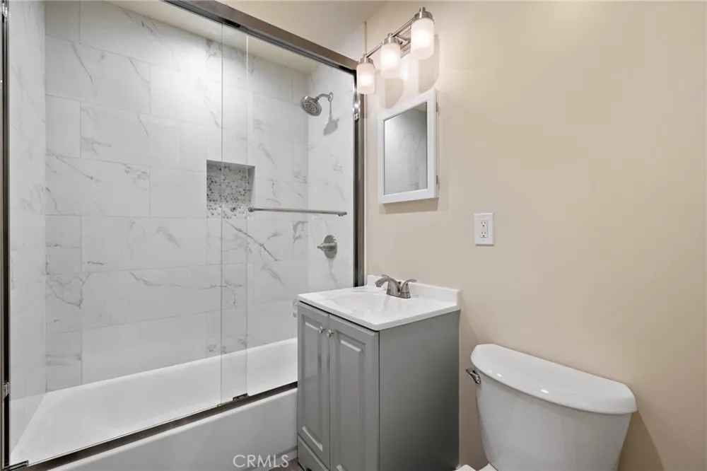 443 S Devon Orange, CA 92868
