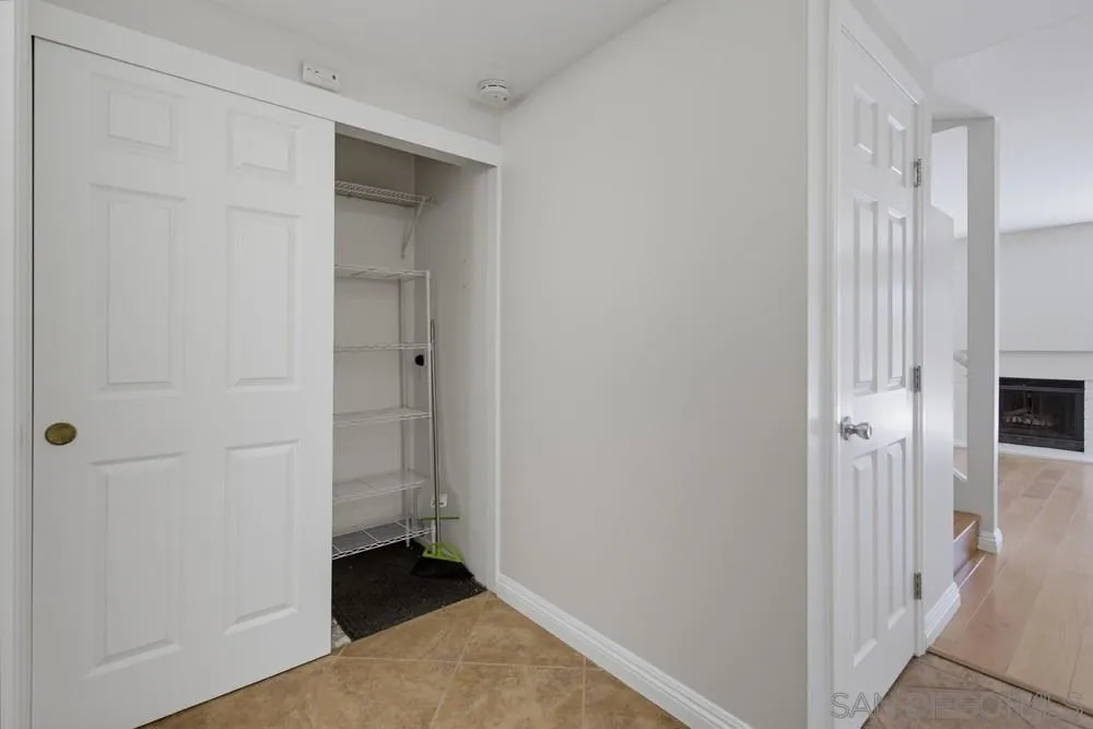 3614 Caminito Carmel Lndg San Diego, CA 92130