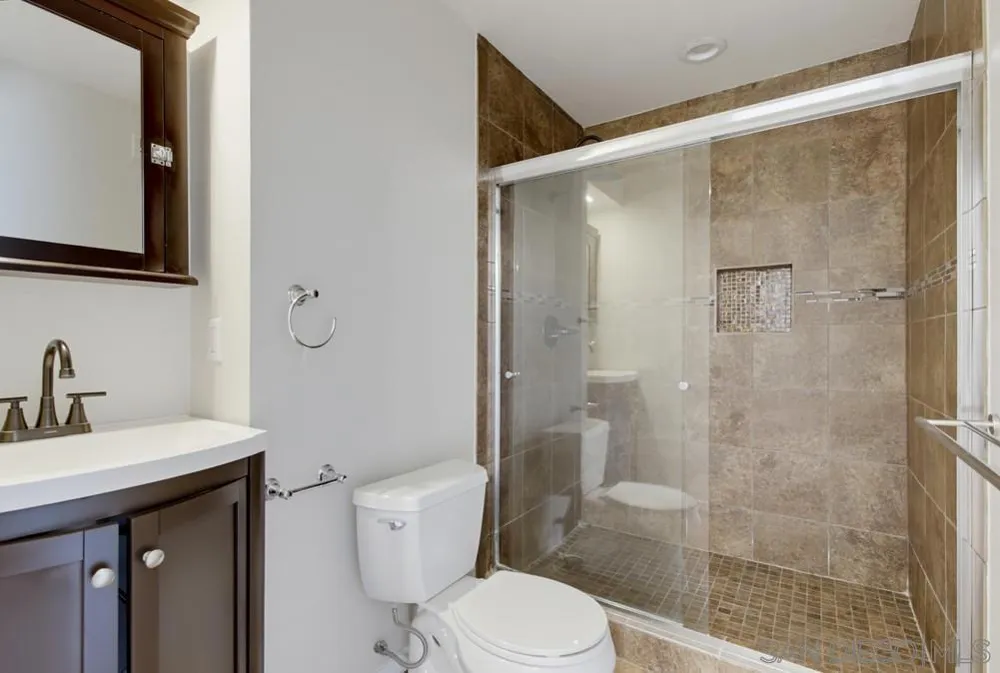 3614 Caminito Carmel Lndg San Diego, CA 92130