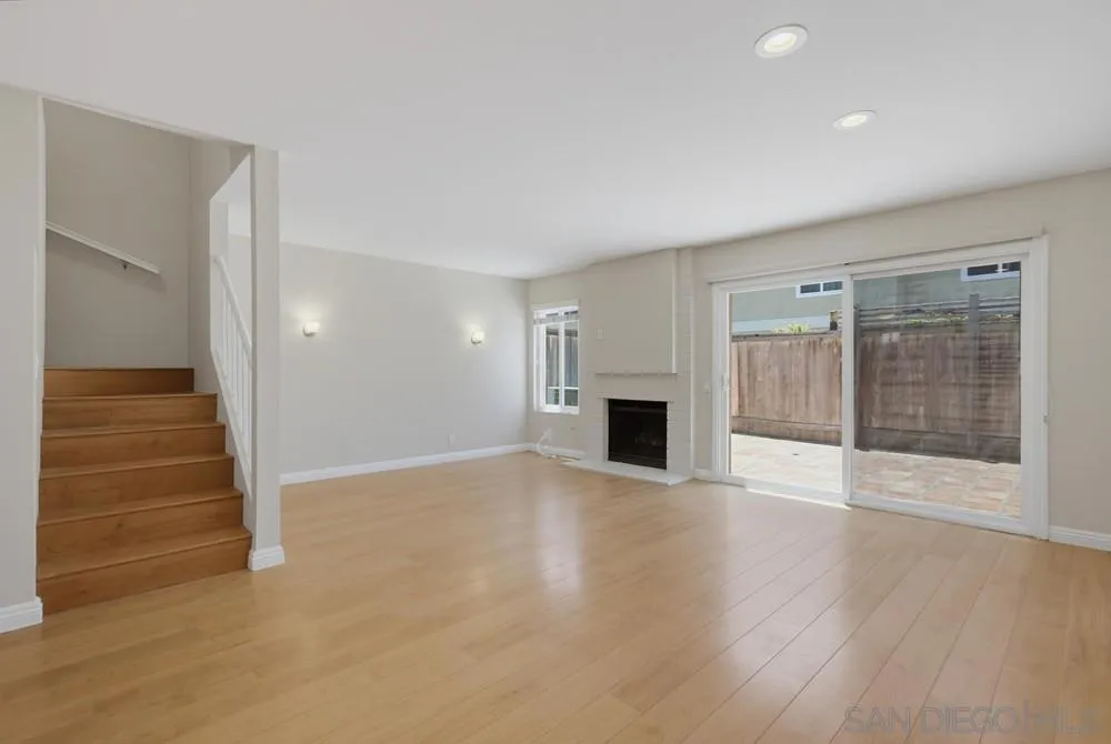 3614 Caminito Carmel Lndg San Diego, CA 92130