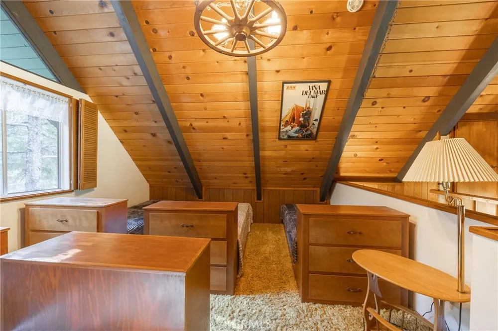 271 Fremont Road Lake Arrowhead, CA 92352