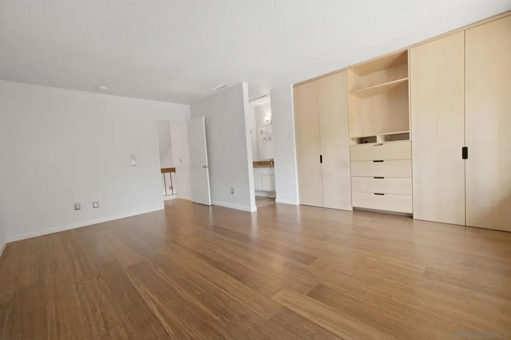1612 BRIDGEVIEW DR San Diego, CA 92105