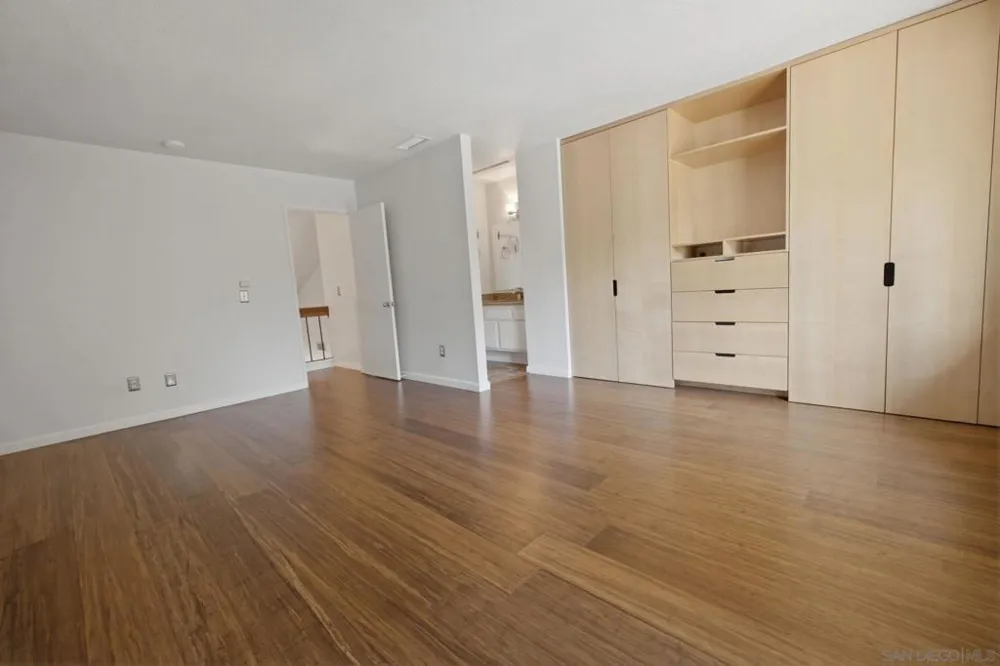 1612 BRIDGEVIEW DR San Diego, CA 92105