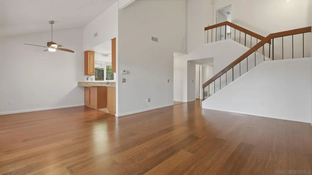1612 BRIDGEVIEW DR San Diego, CA 92105