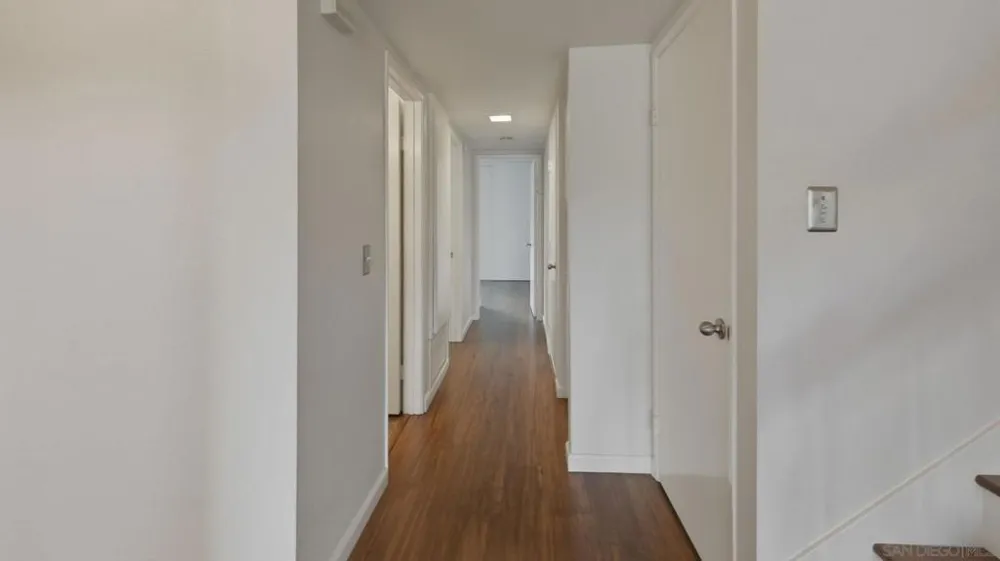 1612 BRIDGEVIEW DR San Diego, CA 92105