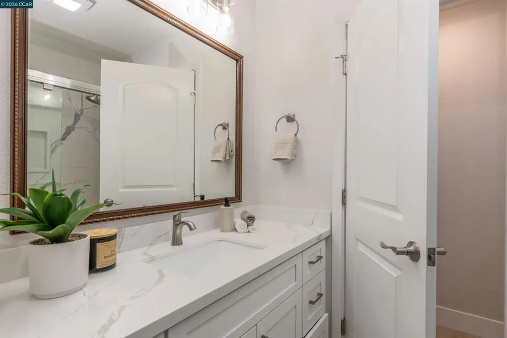 3213 San Luces Way Union City, CA 94587