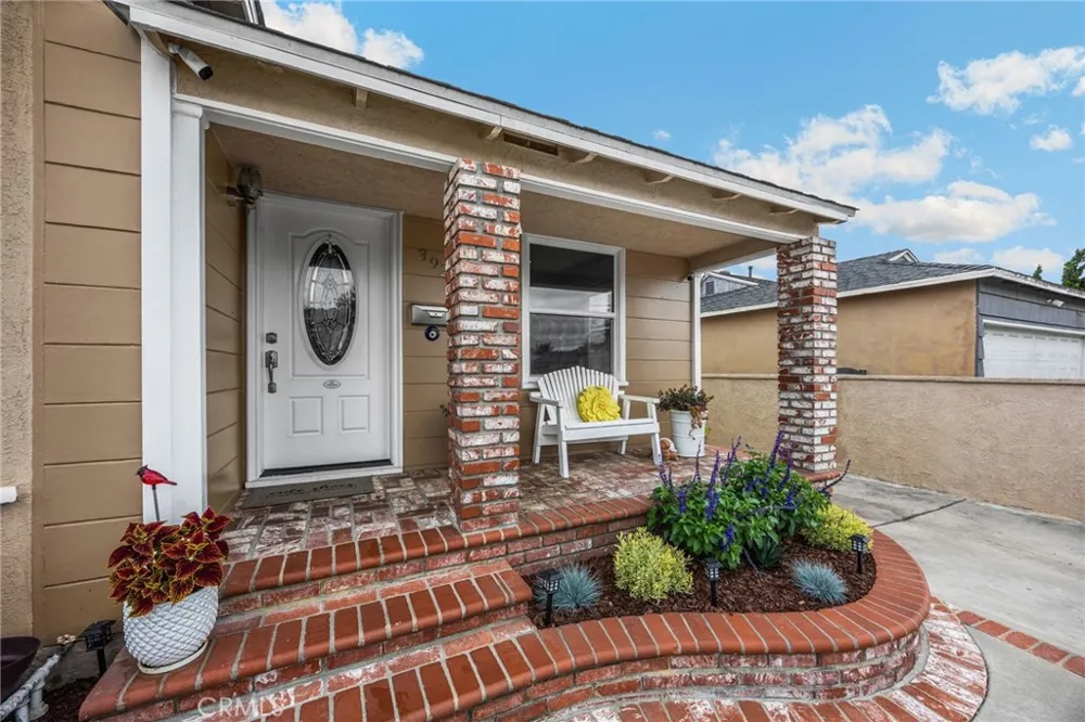 3926 Centralia Lakewood, CA 90712
