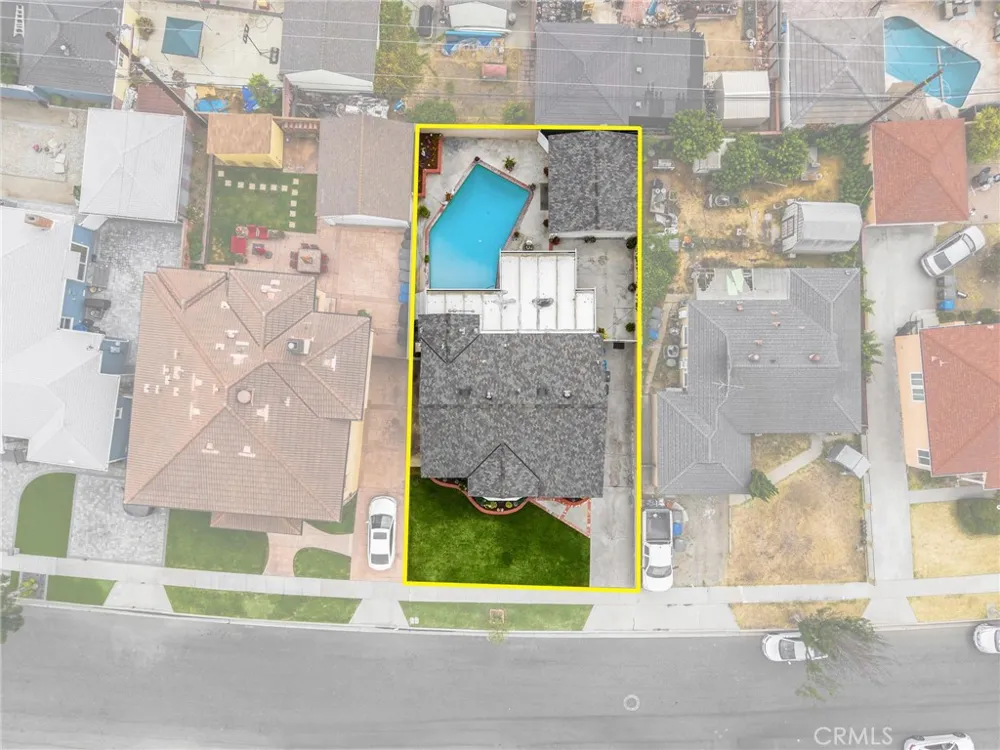 3926 Centralia Lakewood, CA 90712