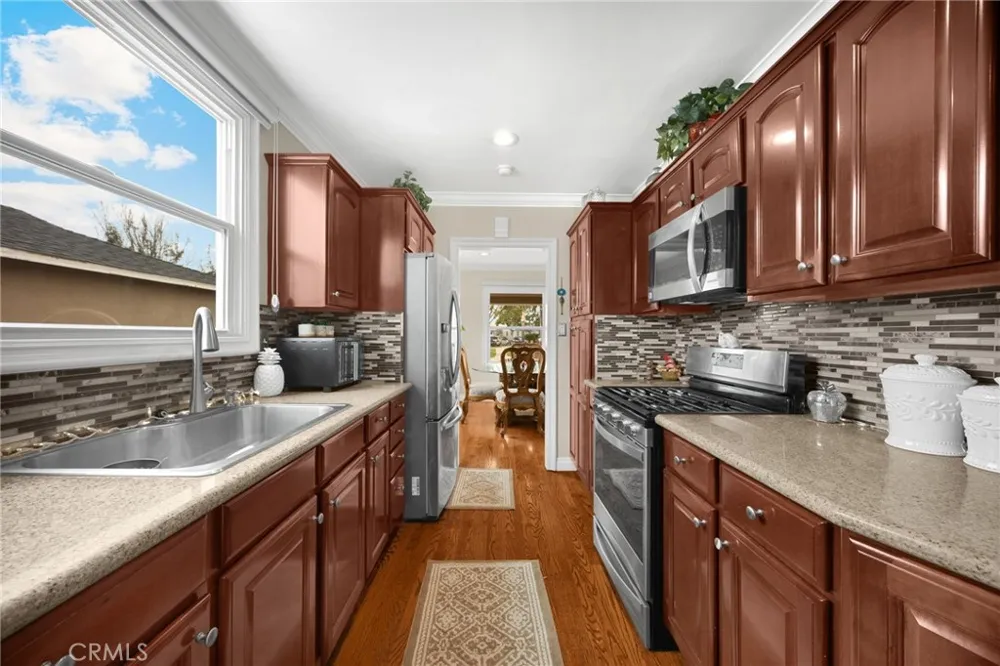 3926 Centralia Lakewood, CA 90712
