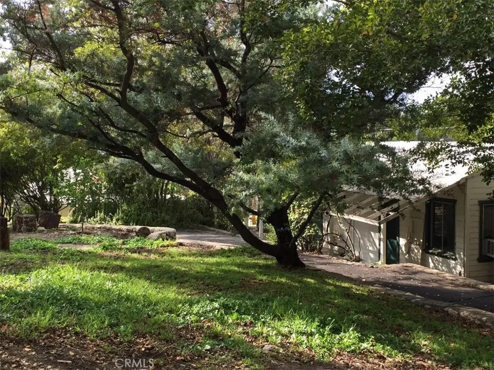 10630 Hillhaven Avenue Los Angeles, CA 91042