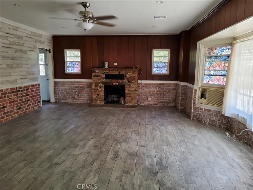 10630 Hillhaven Avenue Los Angeles, CA 91042