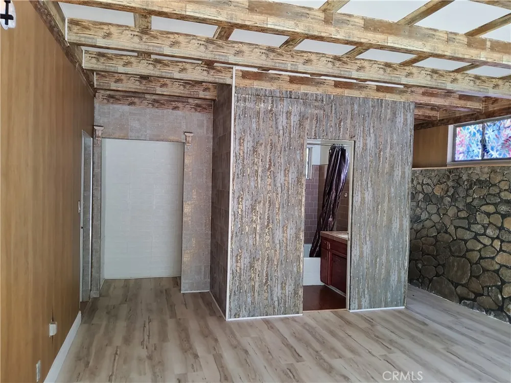 10630 Hillhaven Avenue Los Angeles, CA 91042