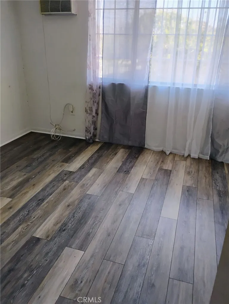 230 W South Rialto, CA 92376