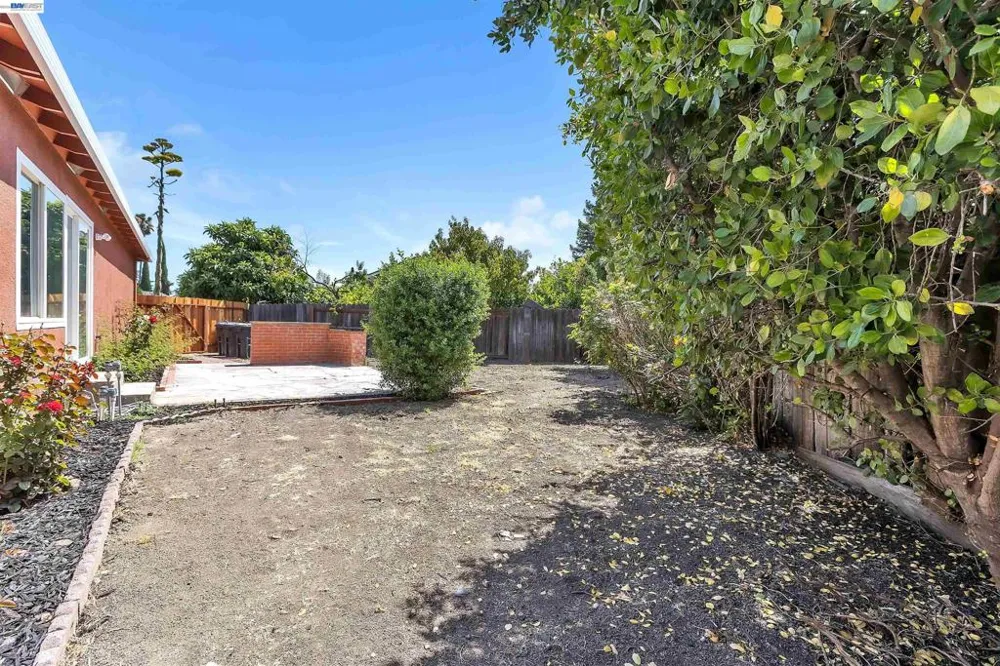 883 Inverness Ct Fairfield, CA 94533