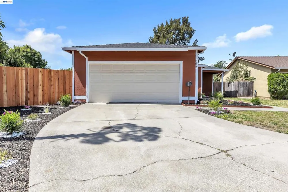 883 Inverness Ct Fairfield, CA 94533
