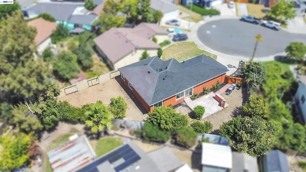 883 Inverness Ct Fairfield, CA 94533