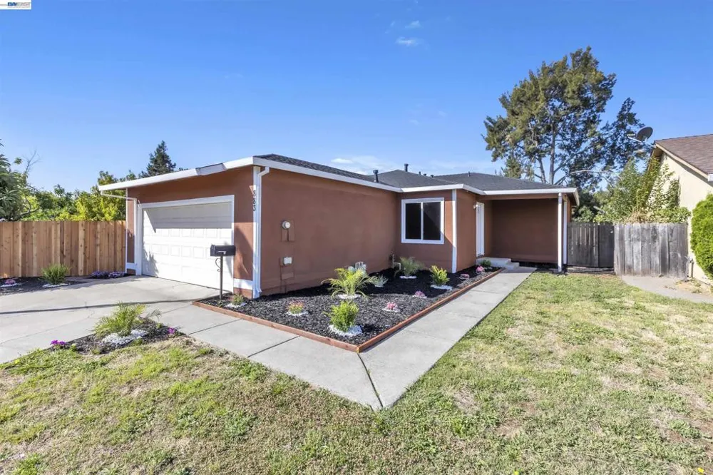 883 Inverness Ct Fairfield, CA 94533