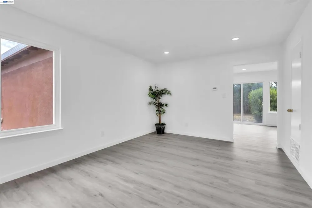883 Inverness Ct Fairfield, CA 94533