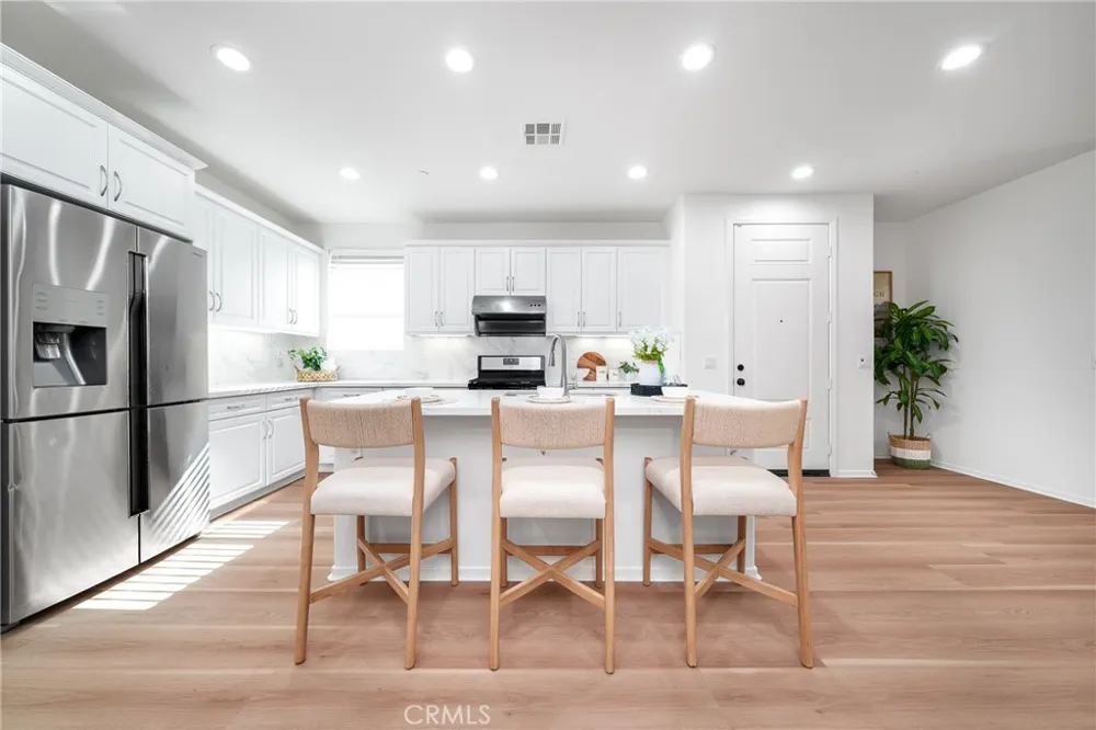 3429 E E Paraduxx Privado Ontario, CA 91762