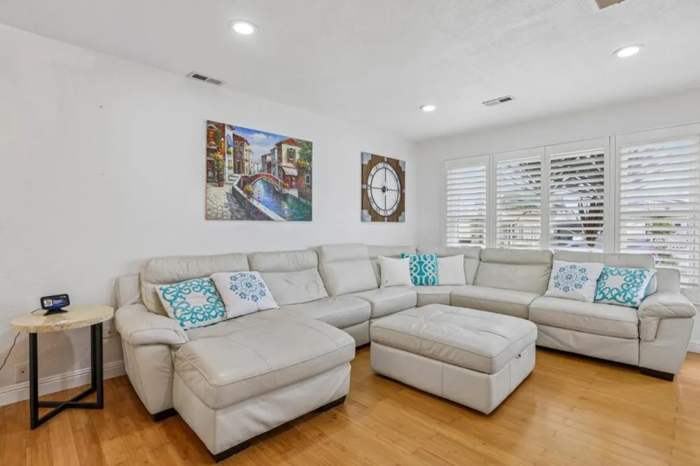 519 4th Avenue San Bruno, CA 94066