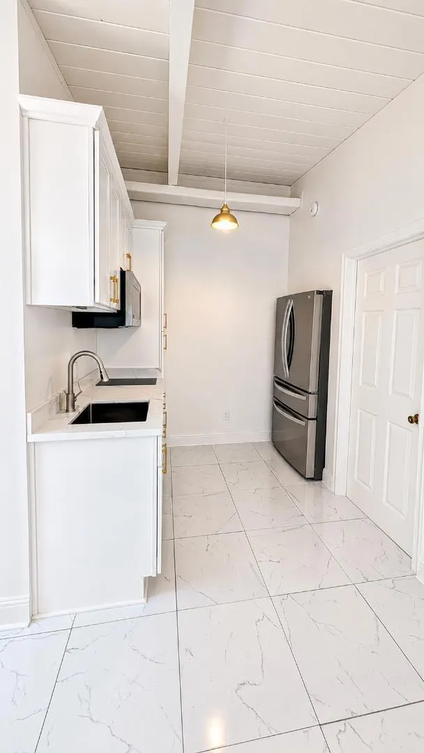 519 4th Avenue San Bruno, CA 94066