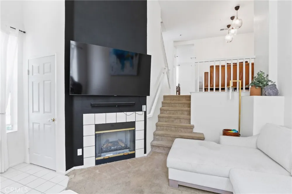1 Warmspring Aliso Viejo, CA 92656
